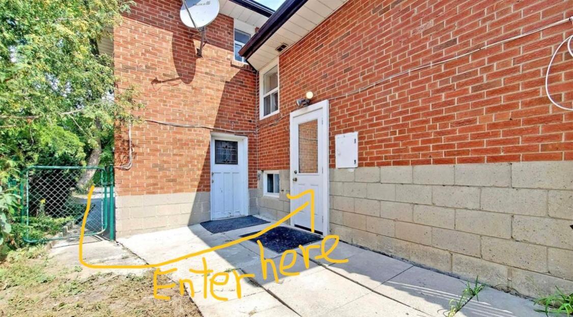 Cozy&Convenient 2-bedroom apartment with private entrance Toronto Buitenkant foto