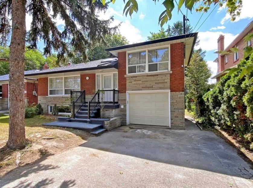 Cozy&Convenient 2-bedroom apartment with private entrance Toronto Buitenkant foto